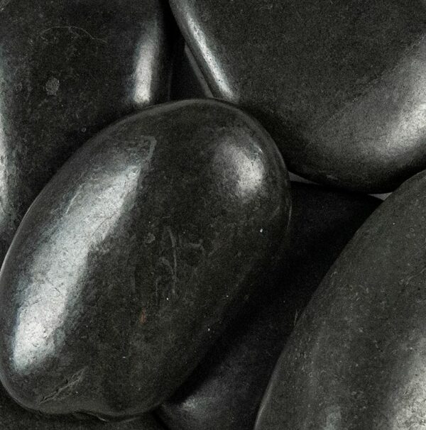 Ornate Black Polished Pebbles (Bagged only, 18kg bag) - Image 2