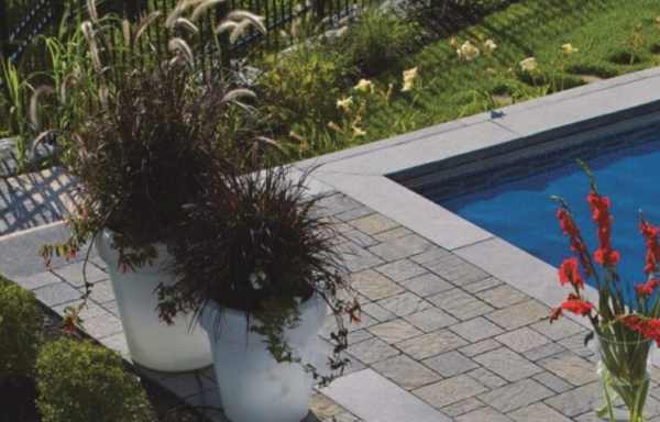 Trafalgar 60 Paver